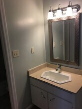 925 Cleveland St in Greenville, SC - Foto de edificio - Building Photo