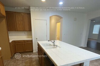 865 Devonshire Ln in Lincoln, CA - Building Photo - Building Photo