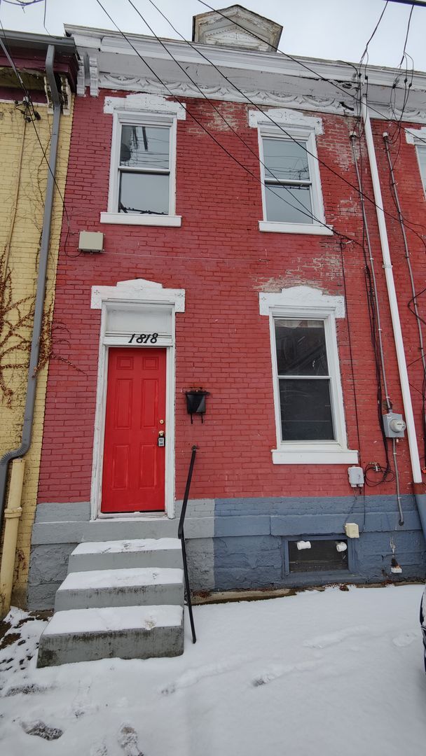 property at 1818 Carey Wy