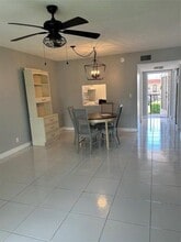 31 Abbey Ln in Delray Beach, FL - Building Photo - Building Photo
