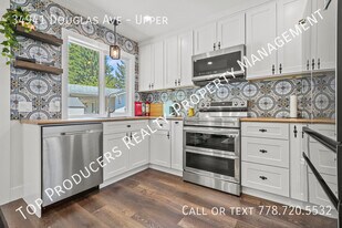 34941 Douglas Ave in Mission, BC - Building Photo