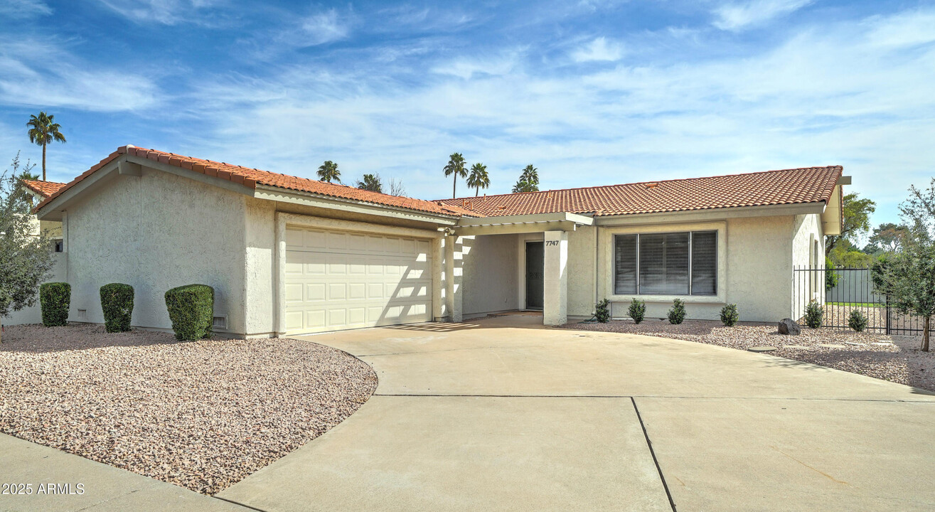 7747 Via Del Mundo in Scottsdale, AZ - Building Photo