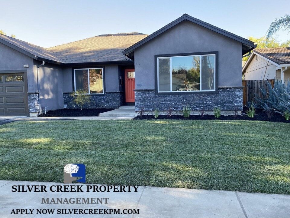 5514 Paseo Navarro in Pleasanton, CA - Building Photo