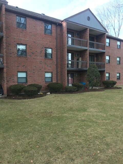 property at 55 Farwell St