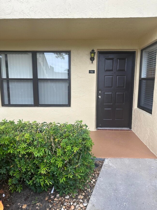 property at 4692 Lucerne Lakes Blvd