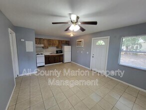 2765 NE 48th Ct in Ocala, FL - Foto de edificio - Building Photo