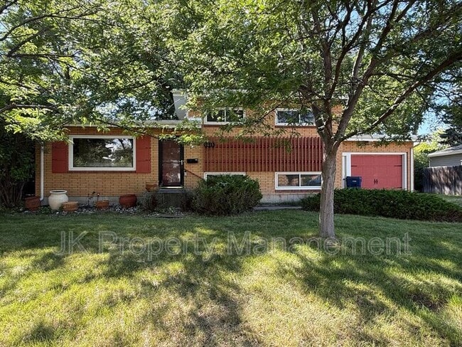 1015 Carlos Dr in Great Falls, MT - Building Photo - Building Photo