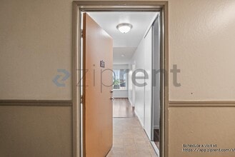 100 Village Dr in Brentwood, CA - Building Photo - Building Photo