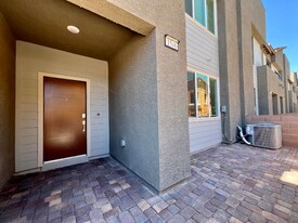 1546 Eva Xing Pl in Henderson, NV - Building Photo