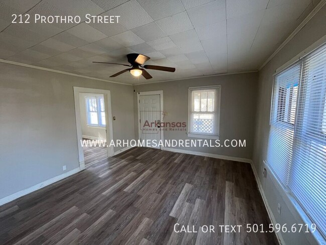 212 Prothro St in North Little Rock, AR - Building Photo - Building Photo
