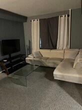 2240 E Tremont Ave in Bronx, NY - Building Photo - Building Photo