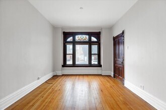 1013 N Winchester Ave in Chicago, IL - Building Photo - Building Photo