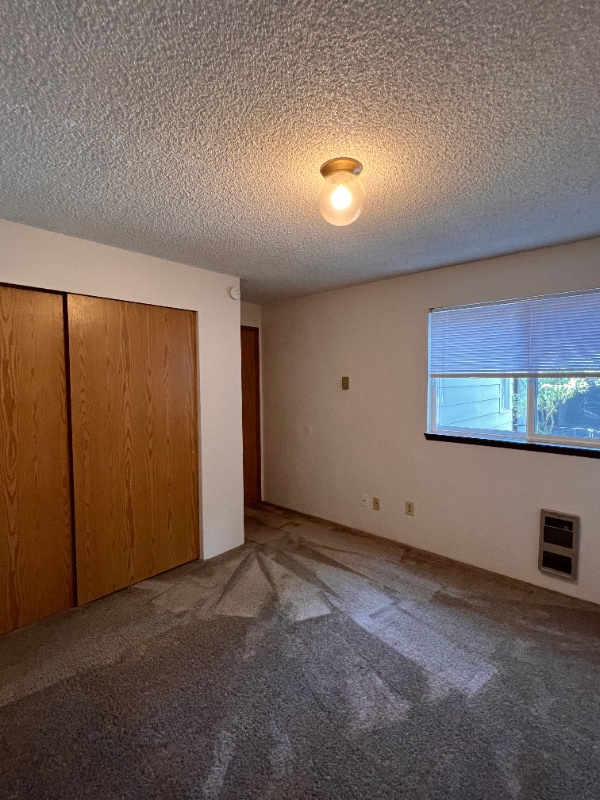 10522 Lake City Way NE in Seattle, WA - Building Photo - Building Photo