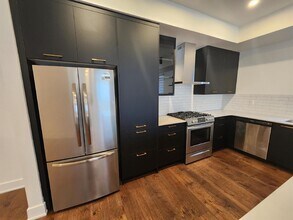 864 Woodroffe Ave in Ottawa, ON - Building Photo - Building Photo