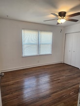 3722 Sacramento Ave in El Paso, TX - Foto de edificio - Building Photo