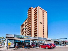 4750 N Central Ave, Unit 4H in Phoenix, AZ - Building Photo