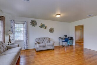 5611 Milart St in Houston, TX - Building Photo - Building Photo
