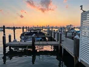 1500 Bay Rd in Miami Beach, FL - Building Photo - Building Photo