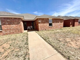 908 N Belmont Ave in Lubbock, TX - Building Photo
