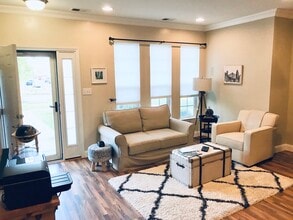 154 Kyle Dr, Unit 154 in Tinton Falls, NJ - Building Photo - Building Photo