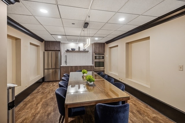 10 E Ontario St in Chicago, IL - Foto de edificio - Building Photo