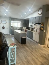 37 Mayfair Ln in Boynton Beach, FL - Building Photo - Building Photo