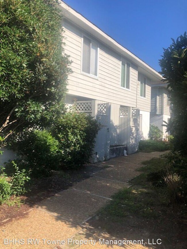 Propiedad no disponible en 6911 Atlantic Ave en Virginia Beach, [state} Listado Retirado