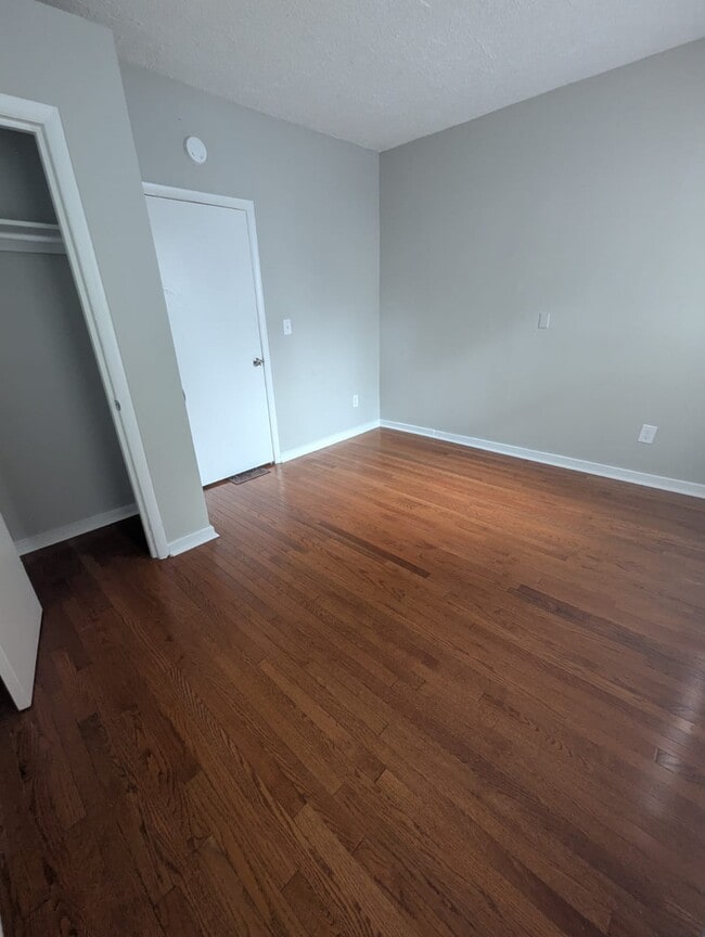 179 Chatham St, Unit 1 in New Haven, CT - Building Photo - Building Photo