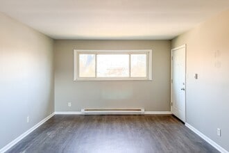 5905 Devington Rd in Indianapolis, IN - Building Photo - Building Photo