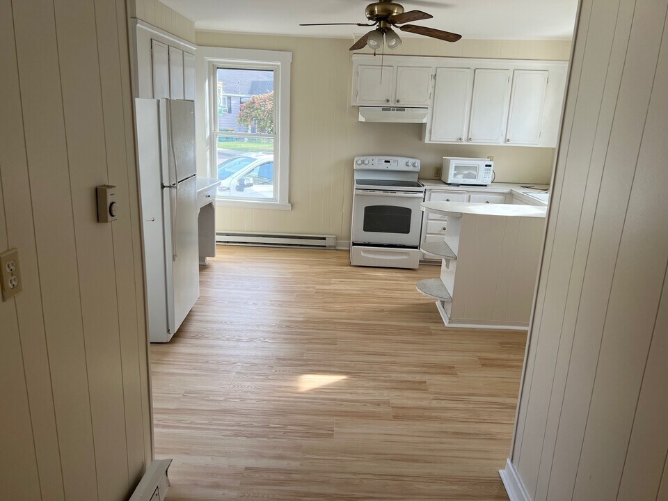 477 N Main St, Unit 477 #1 in Mansfield, MA - Building Photo