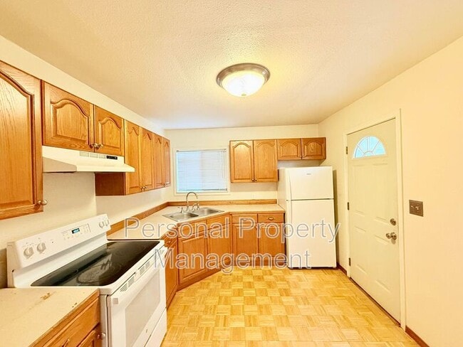 1609 E Reserve St in Vancouver, WA - Foto de edificio - Building Photo