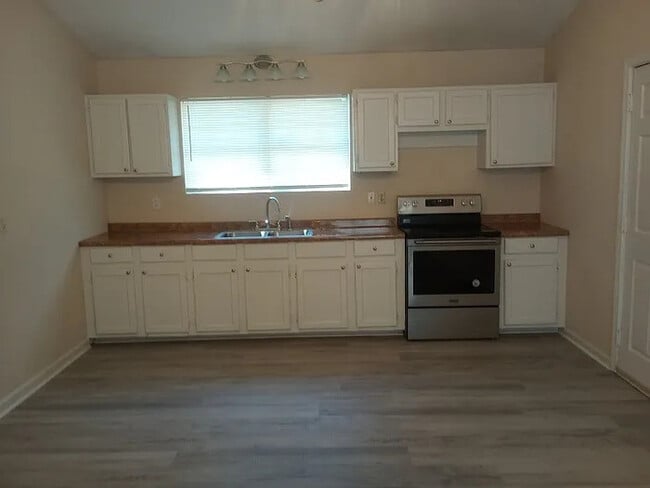 2900 Lullwater Dr in Anderson, SC - Building Photo - Building Photo