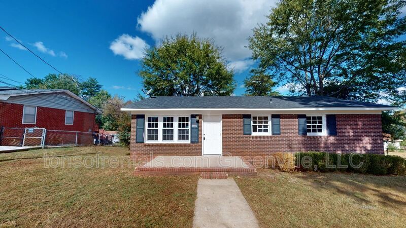 805 Anthony St in Gaffney, SC - Building Photo