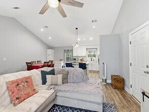 47 Meadowlark Dr in Crawfordville, FL - Building Photo - Building Photo