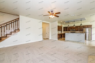 16001 Bravado Pl in Edmond, OK - Building Photo - Building Photo