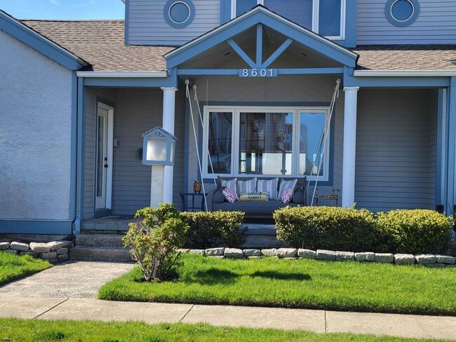 8601 Fulton Ave in Margate City, NJ - Foto de edificio - Building Photo