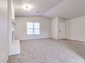 324 Manner Park Ave in Edmond, OK - Building Photo - Building Photo