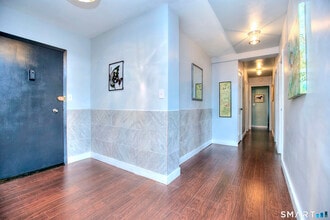 25 Cartright St in Bridgeport, CT - Foto de edificio - Building Photo