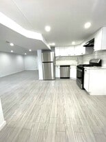 10517 101st Rd, Unit 1 in Ozone Park, NY - Building Photo