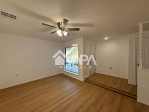 12230 Valley Forge Ave in San Antonio, TX - Building Photo - Building Photo