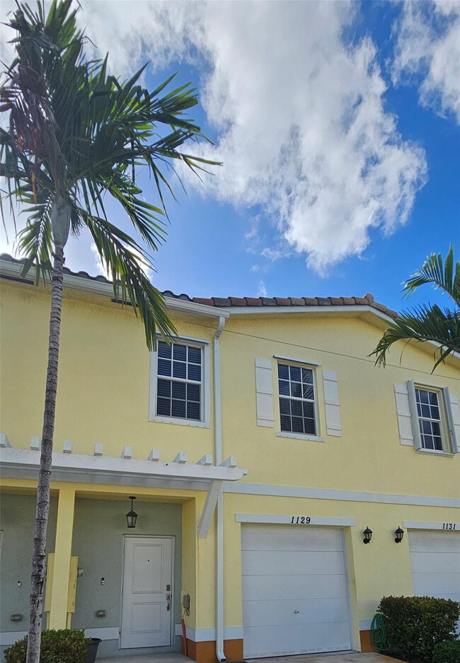 property at 1129 NW 41st Ln