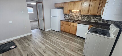 4203 62nd St in Urbandale, IA - Building Photo - Building Photo