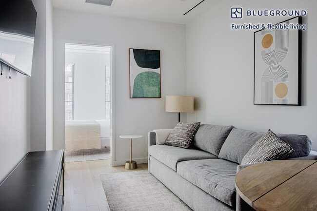 88 East End Ave, Unit FL5-ID1752