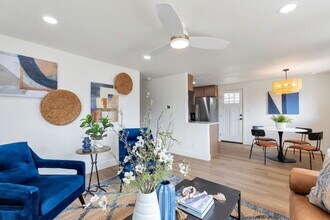 6933 W 52nd Pl in Arvada, CO - Building Photo - Building Photo