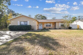 13382 Banyan Rd in Spring Hill, FL - Building Photo - Building Photo