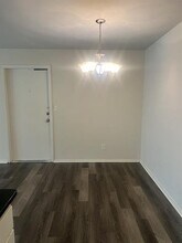 534 Canary Ln in Red Oak, TX - Building Photo - Building Photo