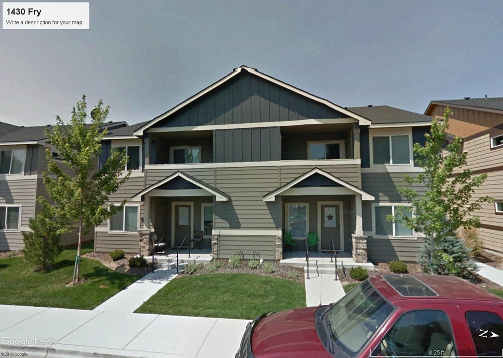 1430 N Fry Ln in Boise, ID - Building Photo