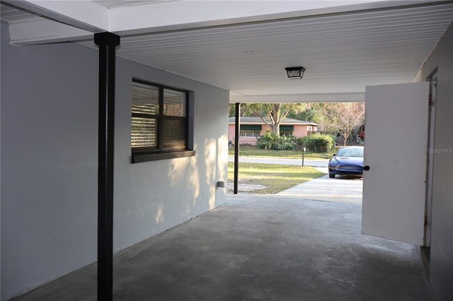 2919 W Ellis Dr in Tampa, FL - Building Photo - Building Photo