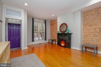 224 N Milton Ave in Baltimore, MD - Building Photo - Building Photo