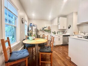 1566 Tremont St, Unit 2 in Boston, MA - Building Photo - Building Photo